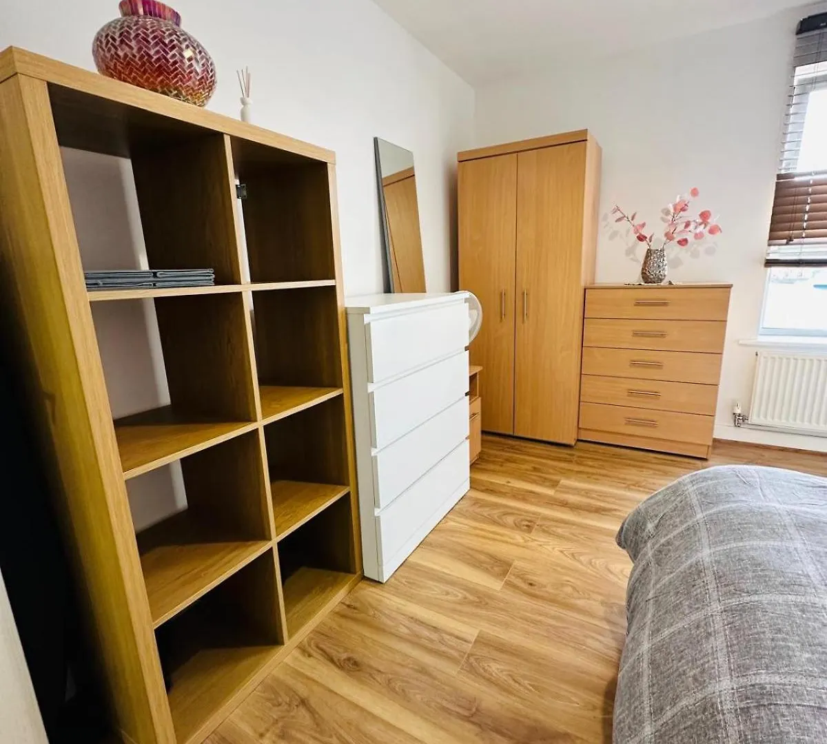 Luxury Appartment Near Central London 0*,